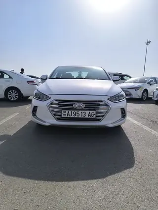 Hyundai Elantra, 2018