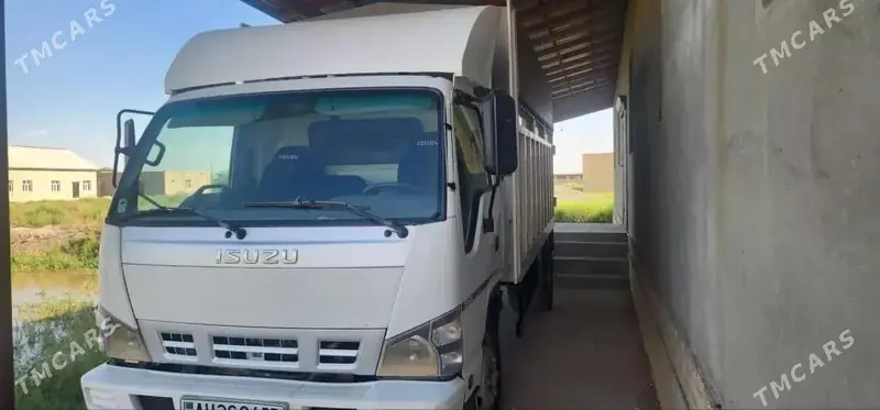 Isuzu Elf, 2005 — фото 2
