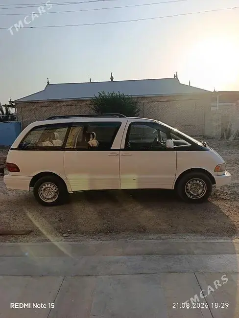 Toyota Previa, 1991 — фото 2