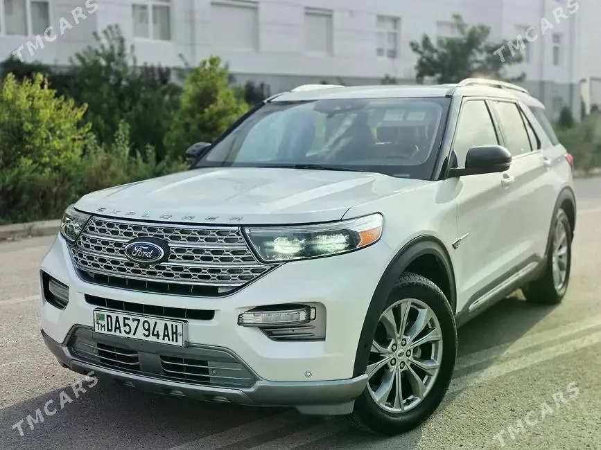 Ford Explorer, 2022 — фото 1
