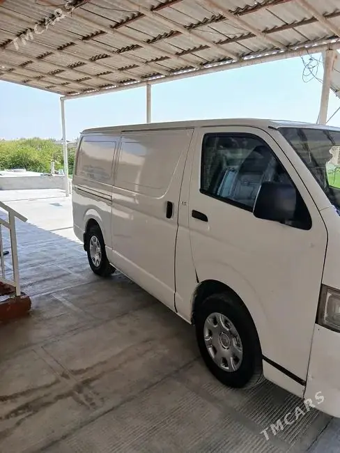 Toyota Hiace, 2007 — фото 4