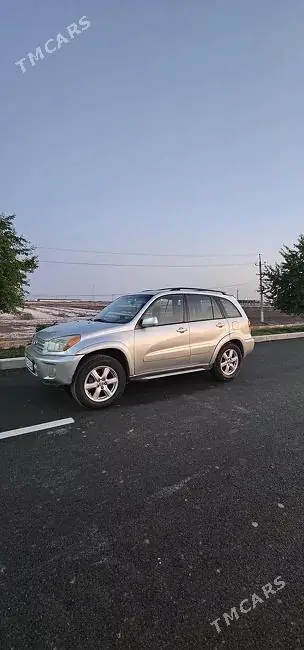 Toyota RAV4, 2001 — фото 2
