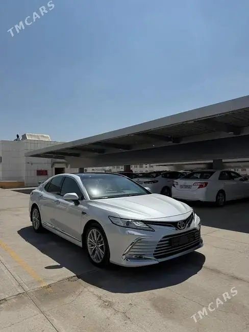 Toyota Camry, 2022 — фото 3