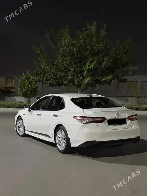 Toyota Camry, 2018 — фото 4