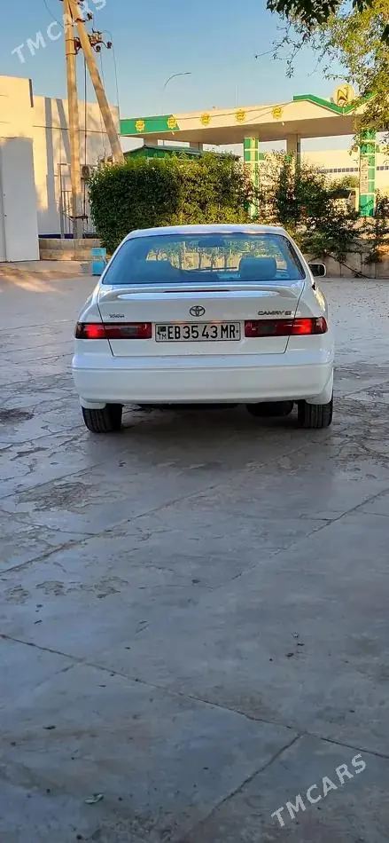 Toyota Camry, 1998 — фото 1