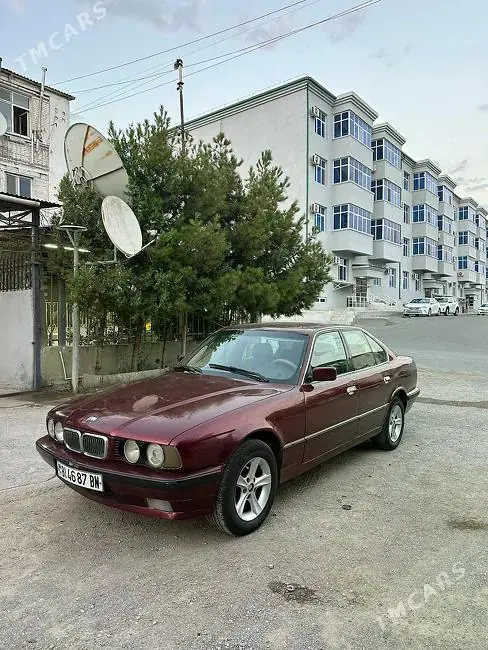 BMW 520, 1991 — фото 2