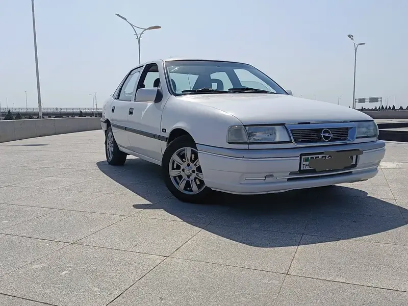 Opel Vectra, 1990 — фото 2