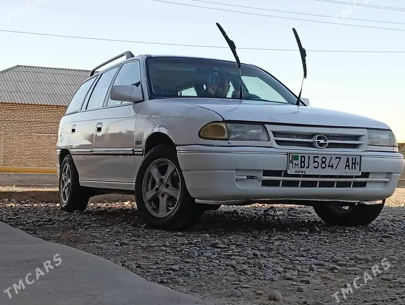Opel Astra, 1994 — фото 5
